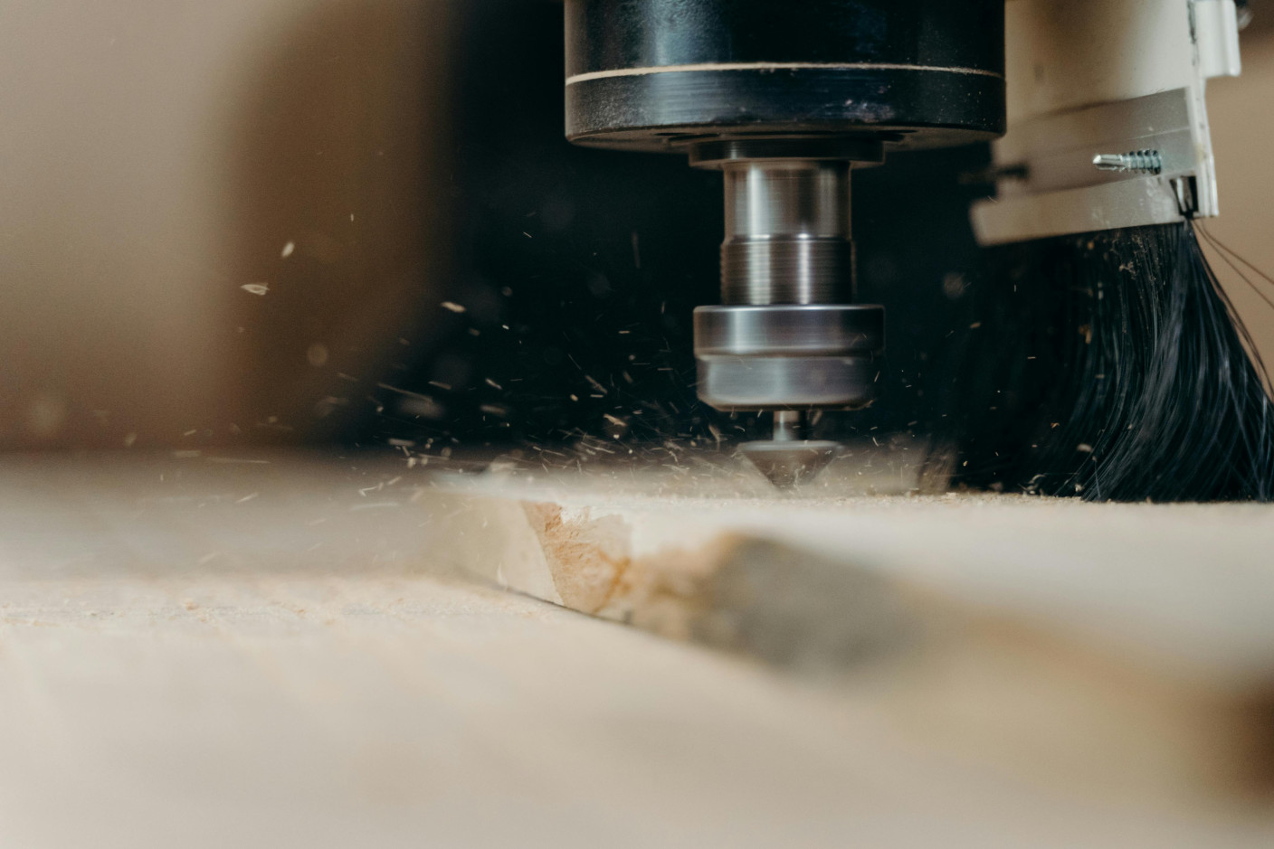 Machine downtime can cost up to €147,000 per hour - so why does it keep happening?